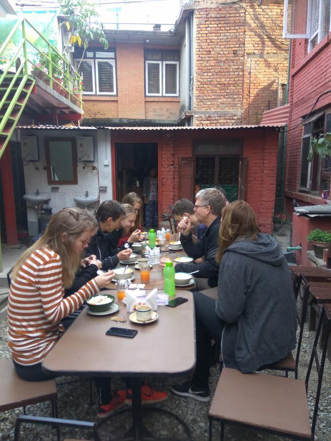 Beehive Hostel Катманду Екстериор снимка
