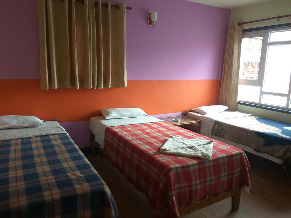 Beehive Hostel Катманду Екстериор снимка